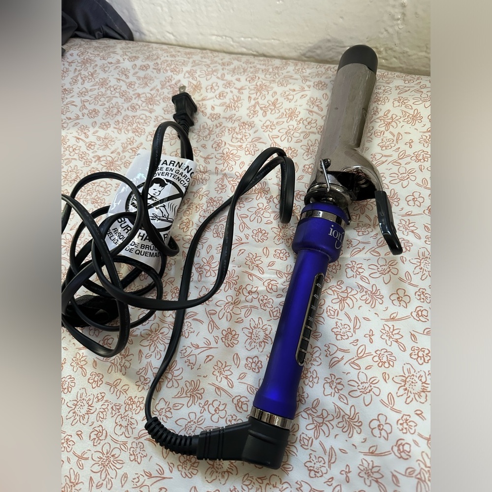 Ion 1 1/4 curling iron